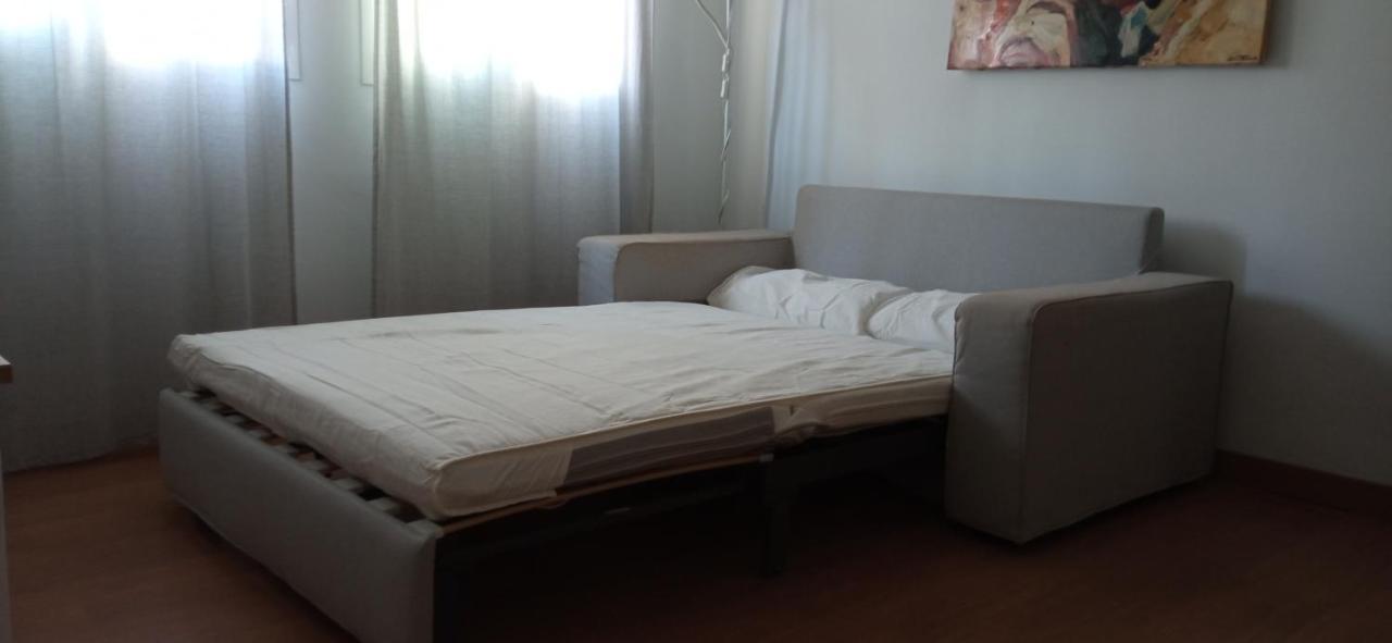 Apartamento Torres19 Sevilla Eksteriør bilde